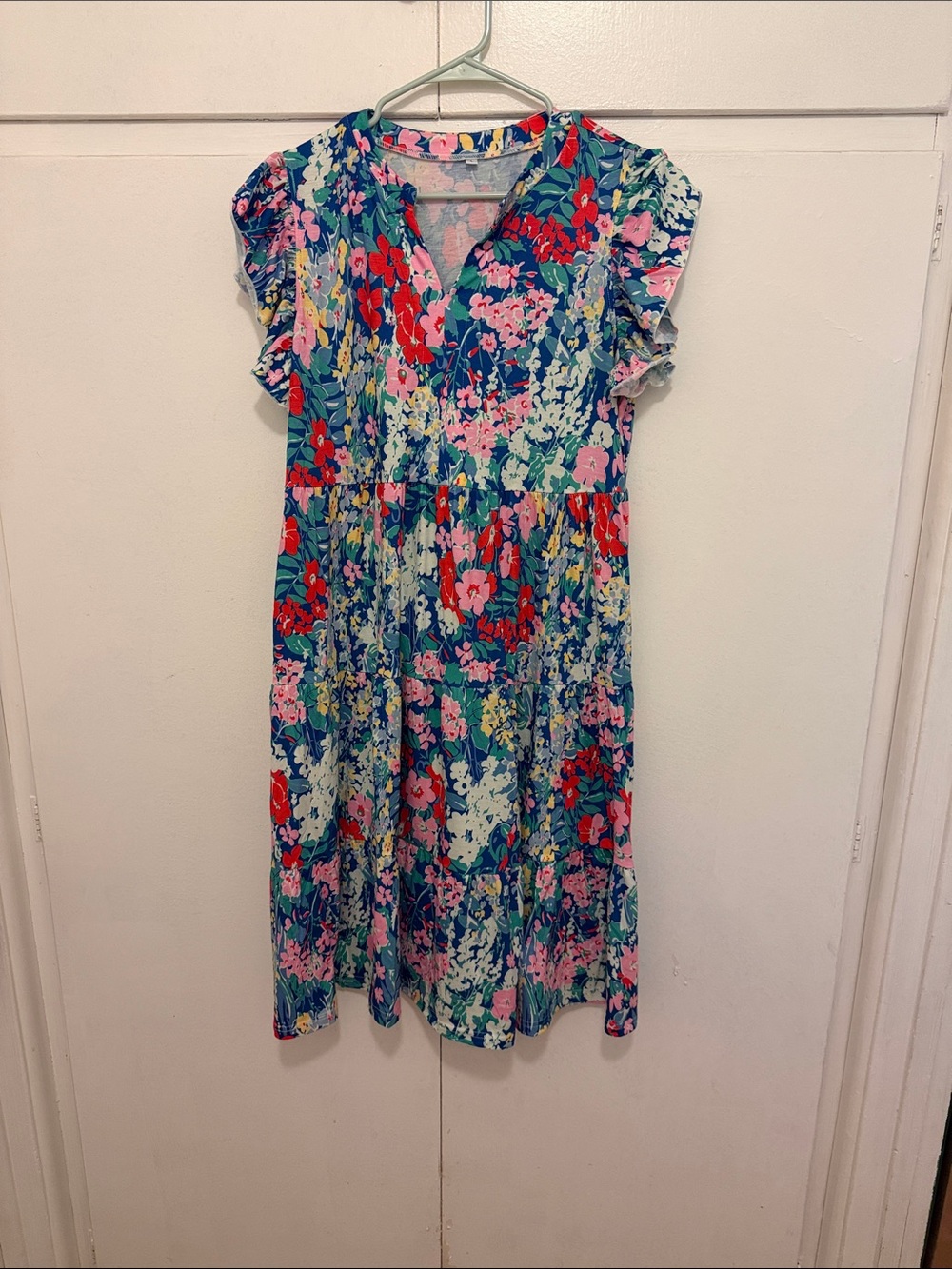 Midi Floral Tiered Casual Dress V Neck Ruffle Short Sleeve Flowy Dress w Pockets